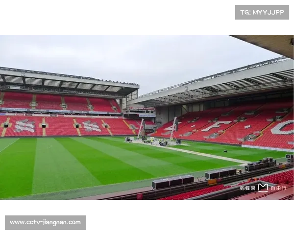 安菲尔德激战正酣球场硝烟四起肢体冲突频繁成焦点